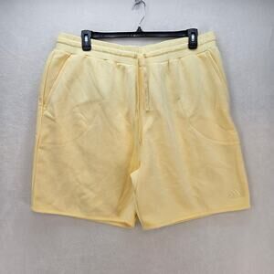 ADIDAS MEN'S 2XL INTERNAL FLEECE REGULAR FIT SHORTS HT6112 NWT ALMOST YELLOW